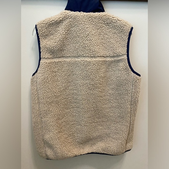 Penfield Fleece Vest - Picture 2 of 3